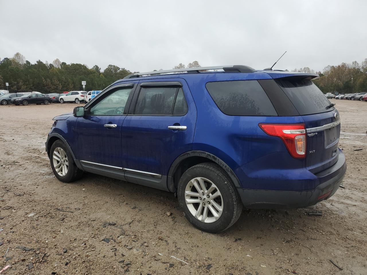 Ford Explorer Xlt Image 5