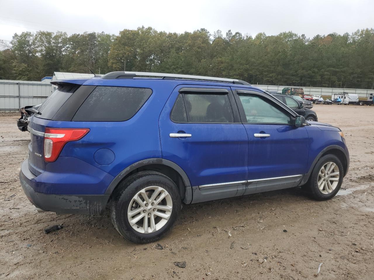 Ford Explorer Xlt Image 2