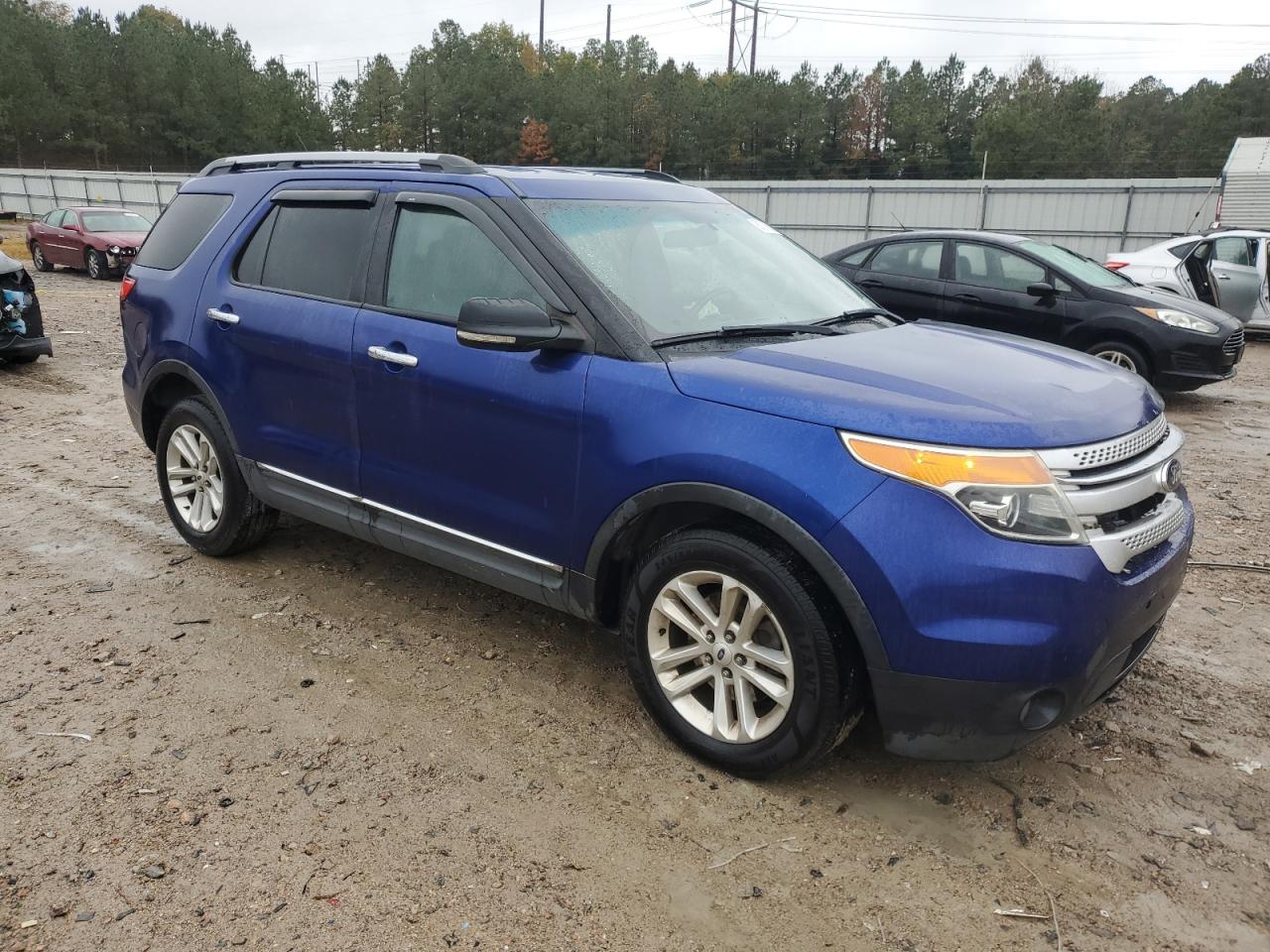 Ford Explorer Xlt Image 4