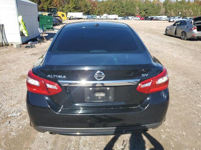 Nissan Altima 2.5 Image 11