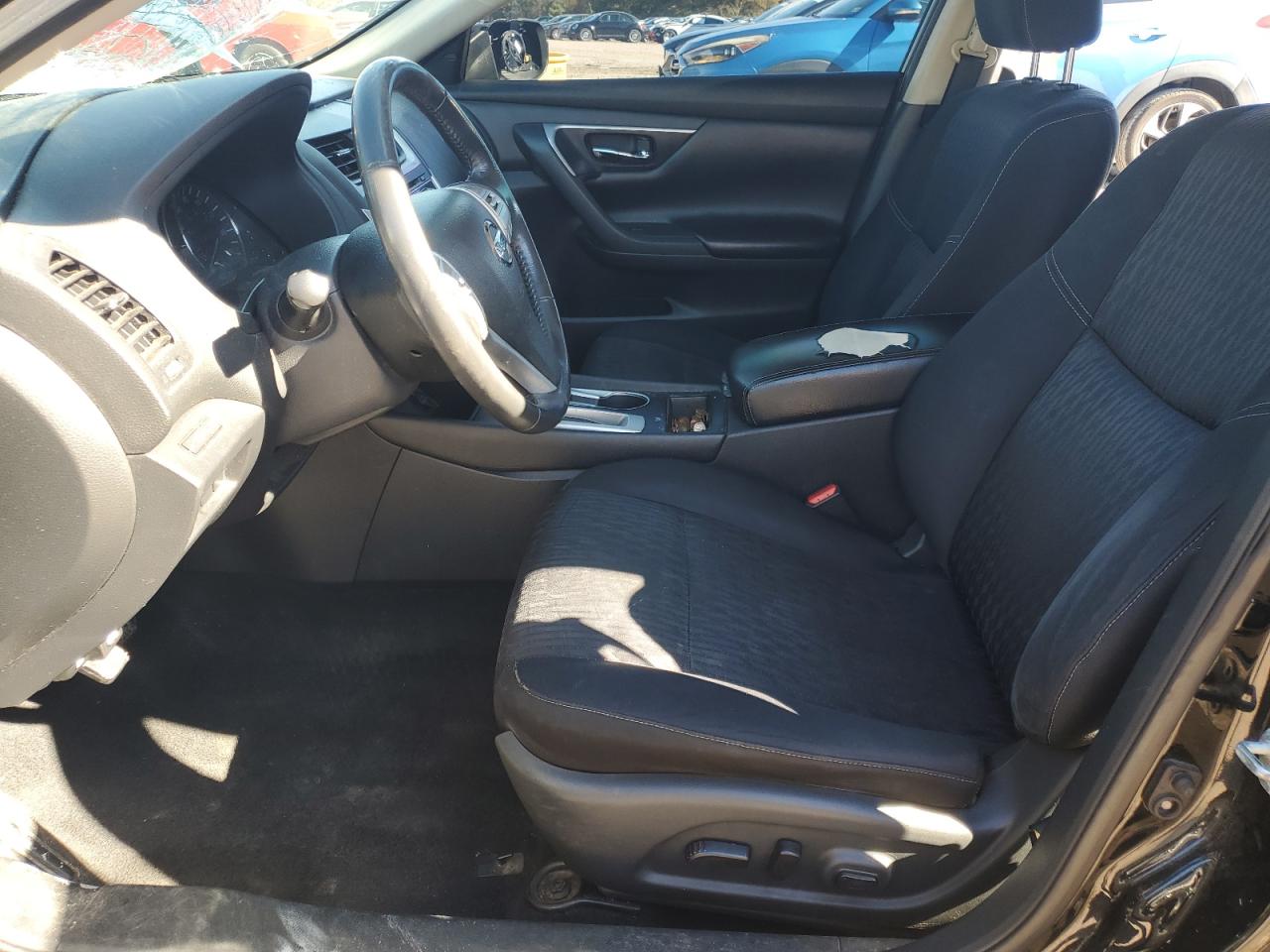 Nissan Altima 2.5 Image 8