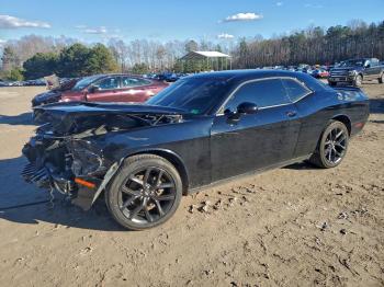  Salvage Dodge Challenger