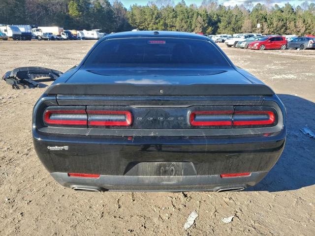 Dodge Challenger Sxt Image 8