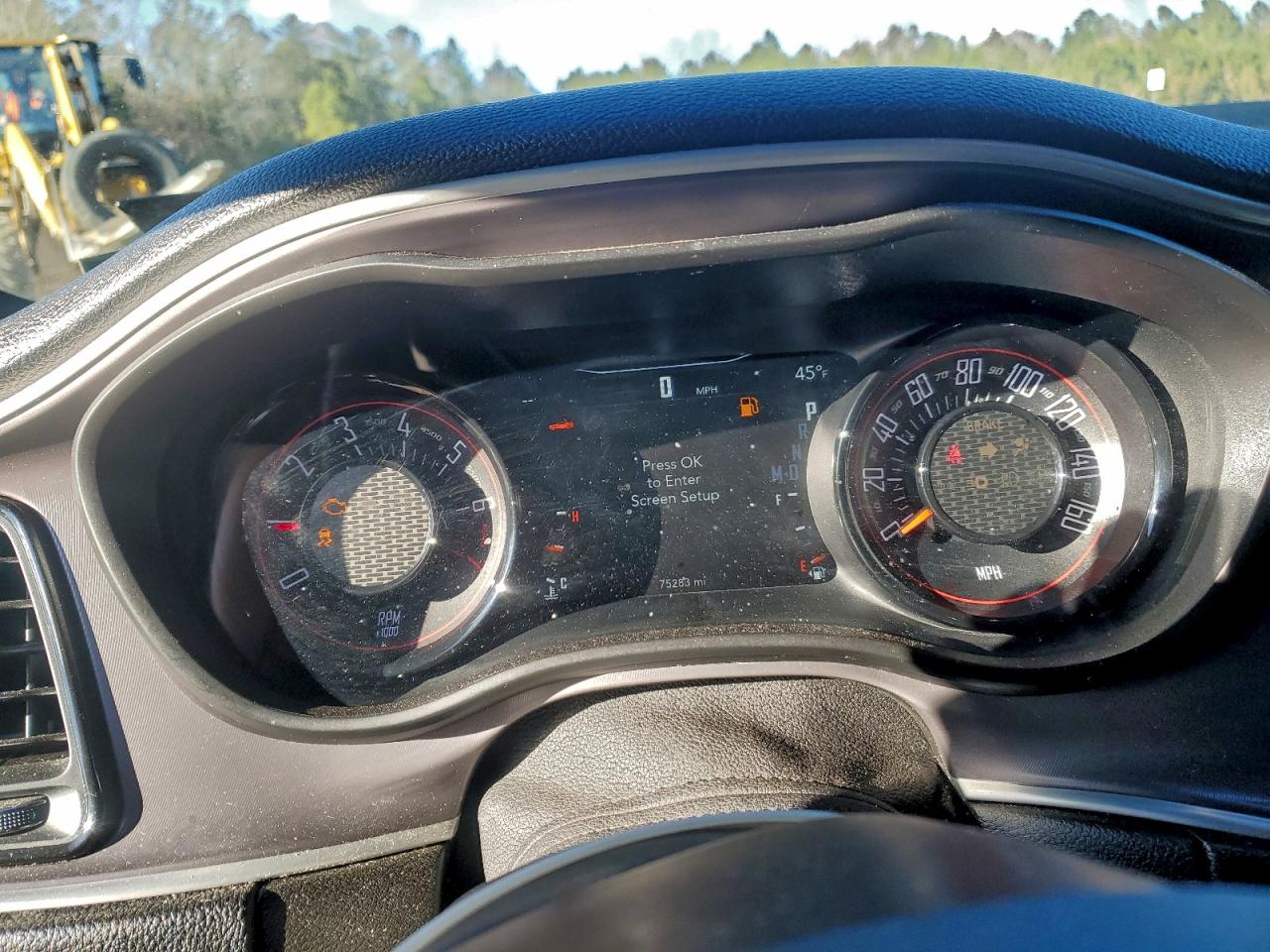 Dodge Challenger Sxt Image 2