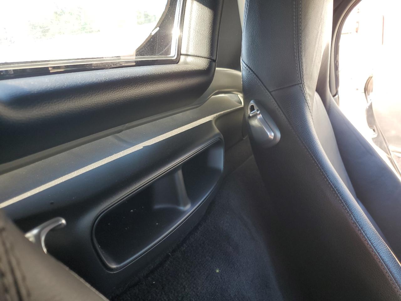 Porsche Boxster Image 4