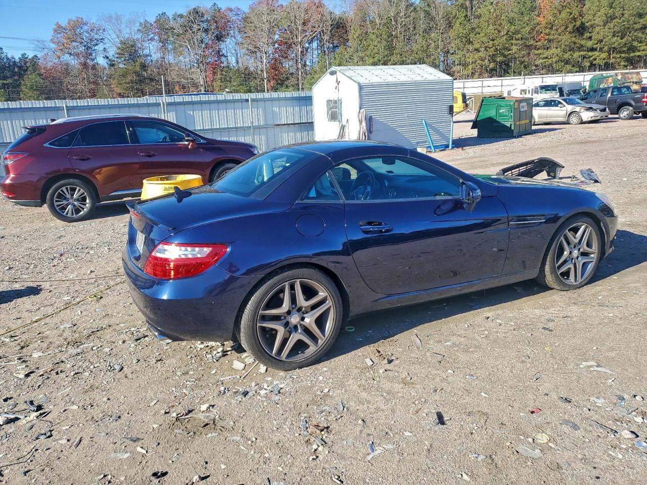 Mercedes-Benz Slk-class 350 Image 12