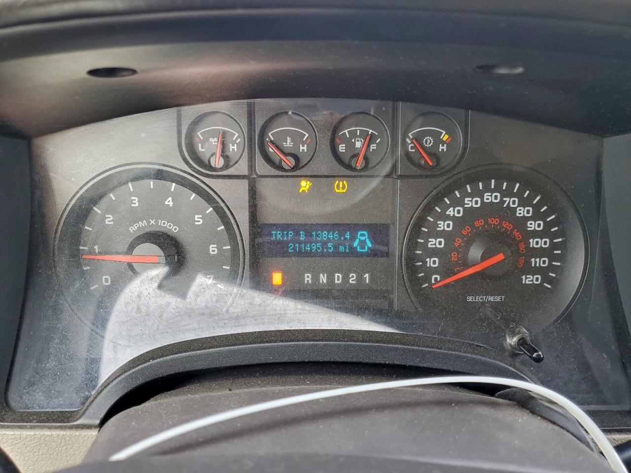 Ford F-150 Super Cab Image 5