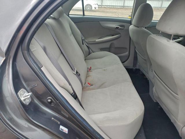 Toyota Corolla Base Image 11