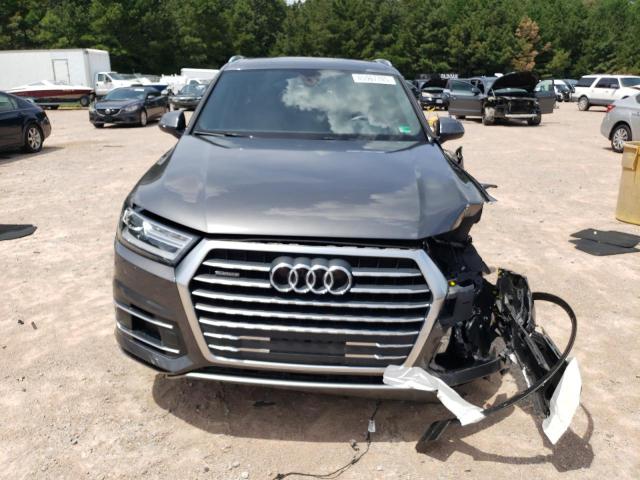 Audi Q7 Premium Image 10