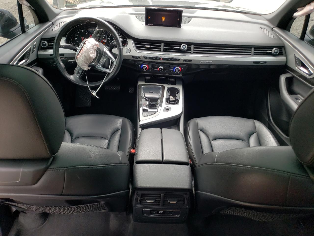 Audi Q7 Premium Image 2