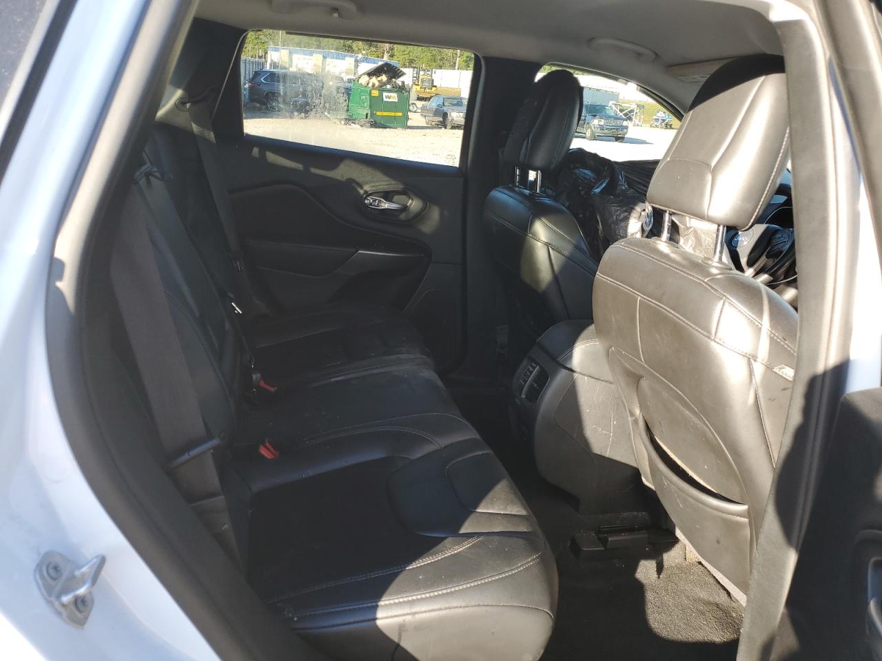 Jeep Grand Cherokee Latitude Plus Image 6