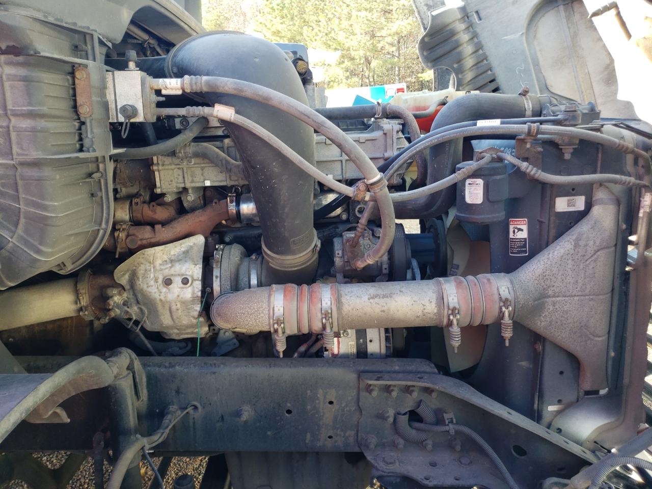 Freightliner Cascadia 1 Image 2