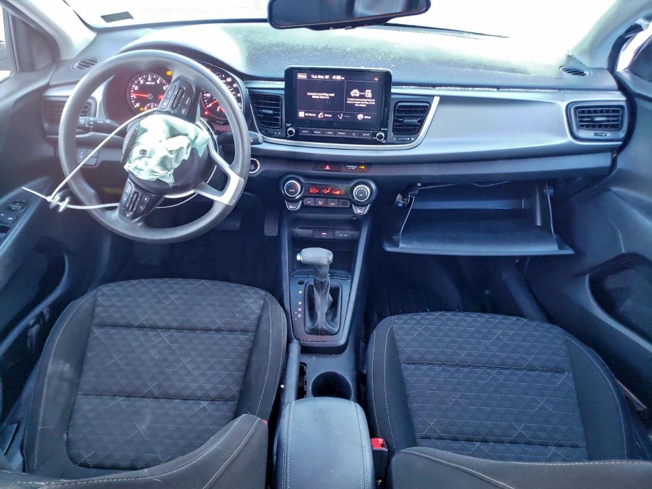 Kia Rio Lx Image 11