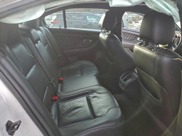 Ford Taurus Limited Image 8