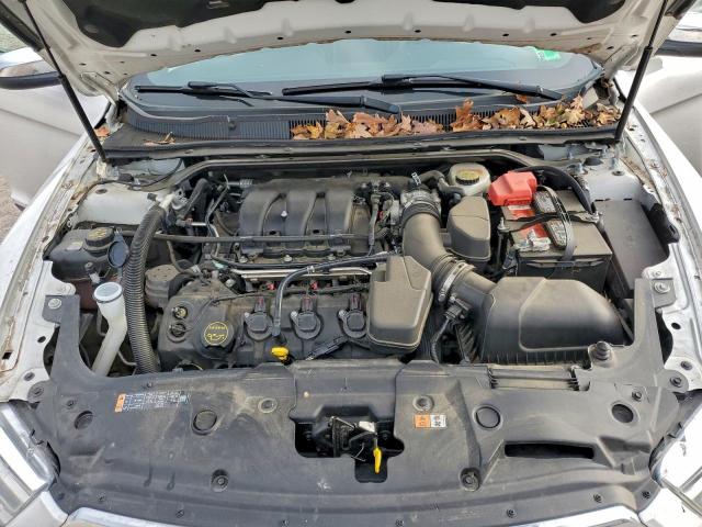 Ford Taurus Limited Image 6