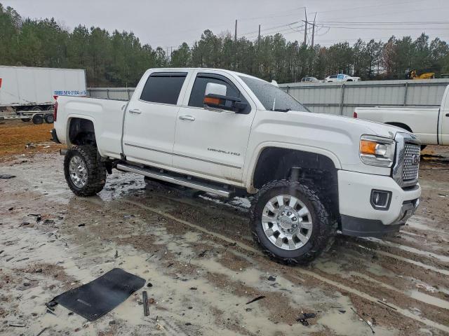 GMC Sierra K2500 Denali Image 6