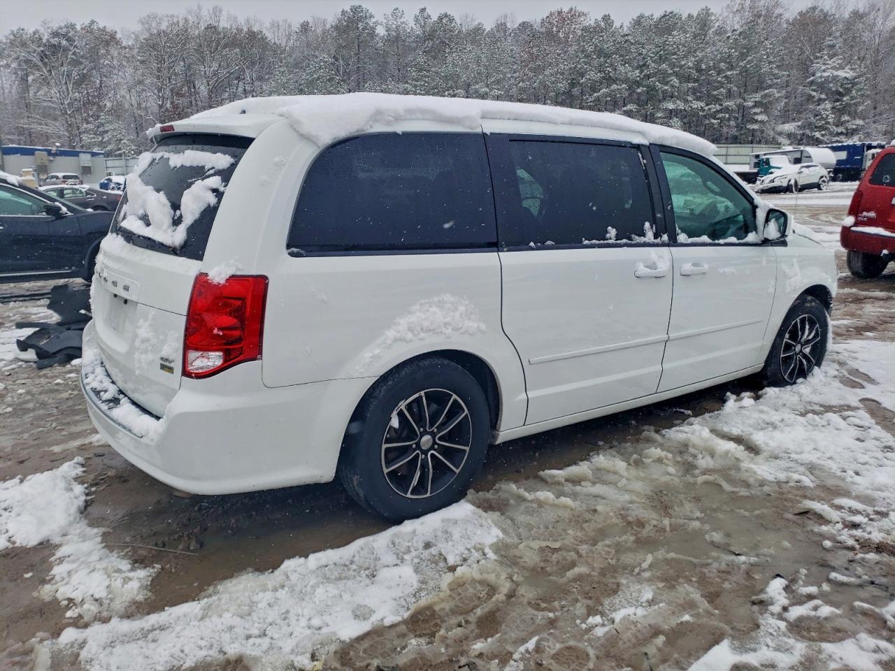 Dodge Caravan Gt Image 9