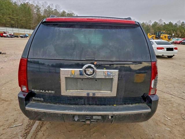 Cadillac Escalade Luxury Image 13