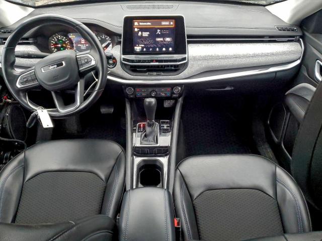 Jeep Compass Latitude Image 8