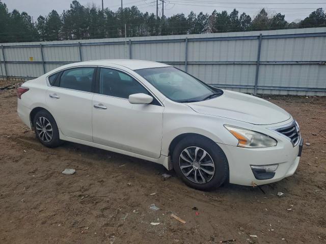 Nissan Altima 2.5 Image 4