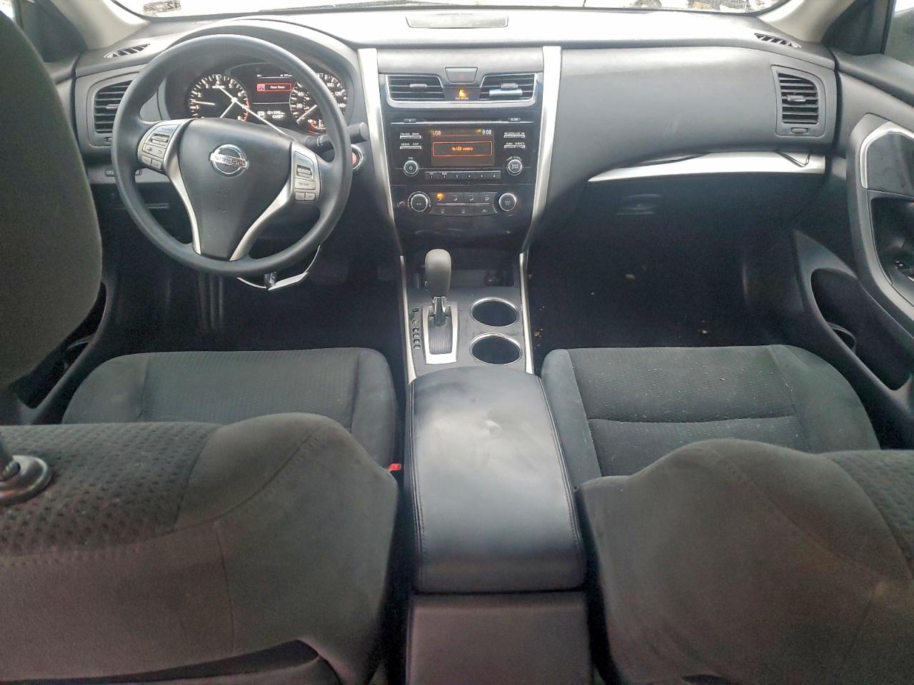 Nissan Altima 2.5 Image 7