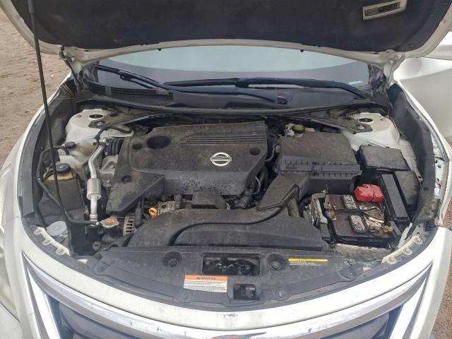 Nissan Altima 2.5 Image 8