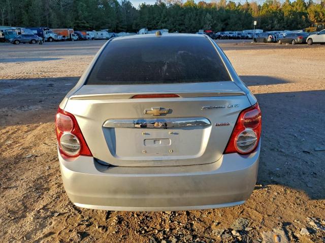 Chevrolet Sonic Ltz Image 5