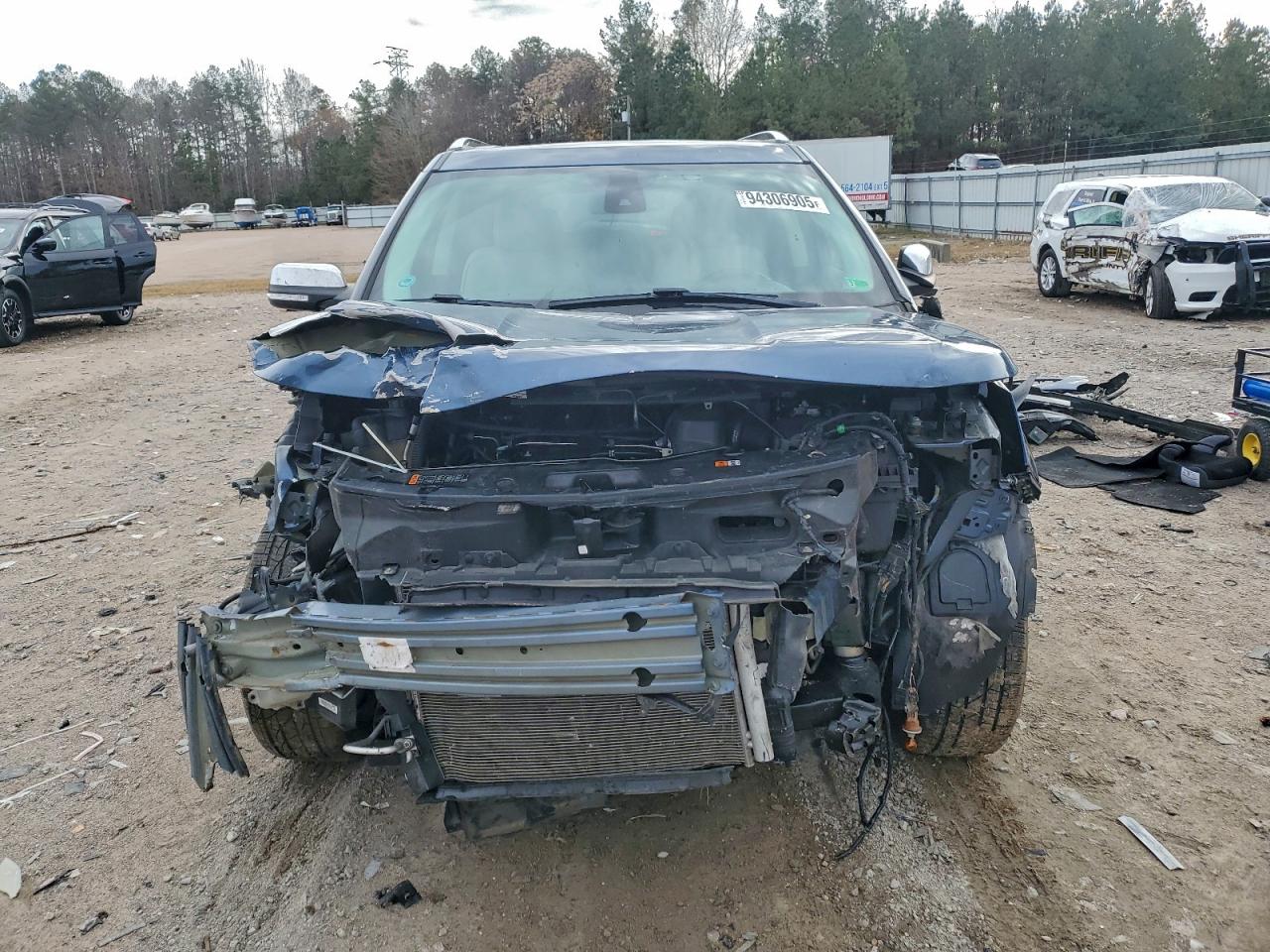 Ford Explorer Limited Image 2