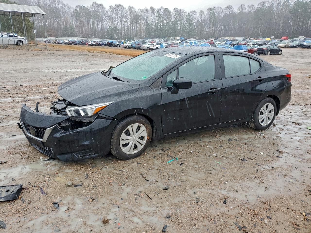 Nissan Versa S Image 1