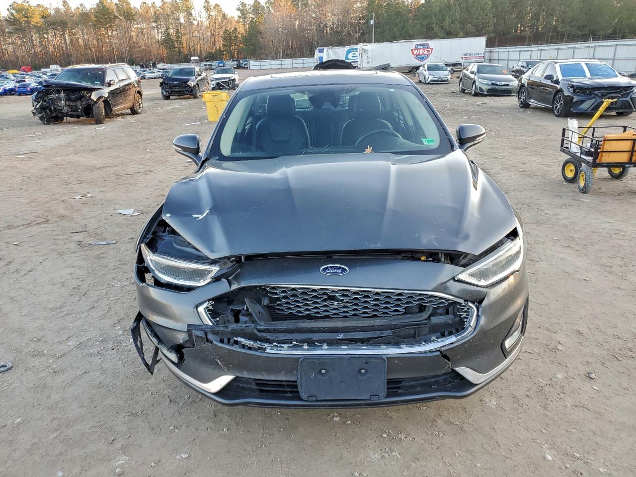 Ford Fusion Titanium Image 10