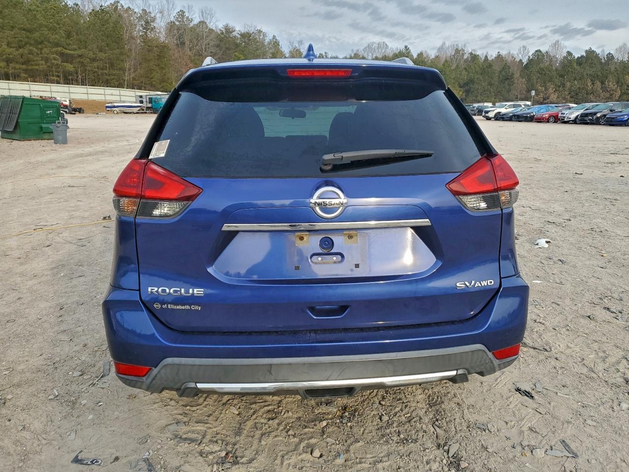 Nissan Rogue S Image 5