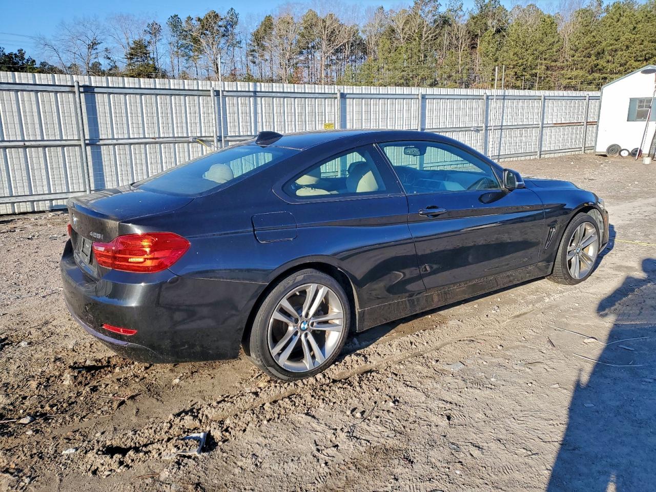 BMW 4 Series Xi Image 2
