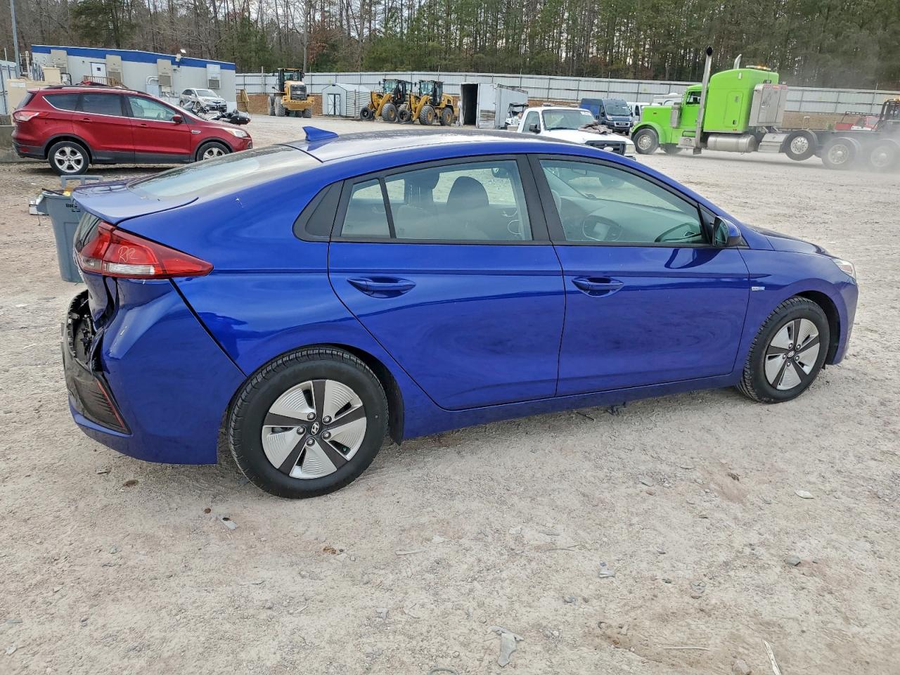 Hyundai Ioniq Blue Image 7