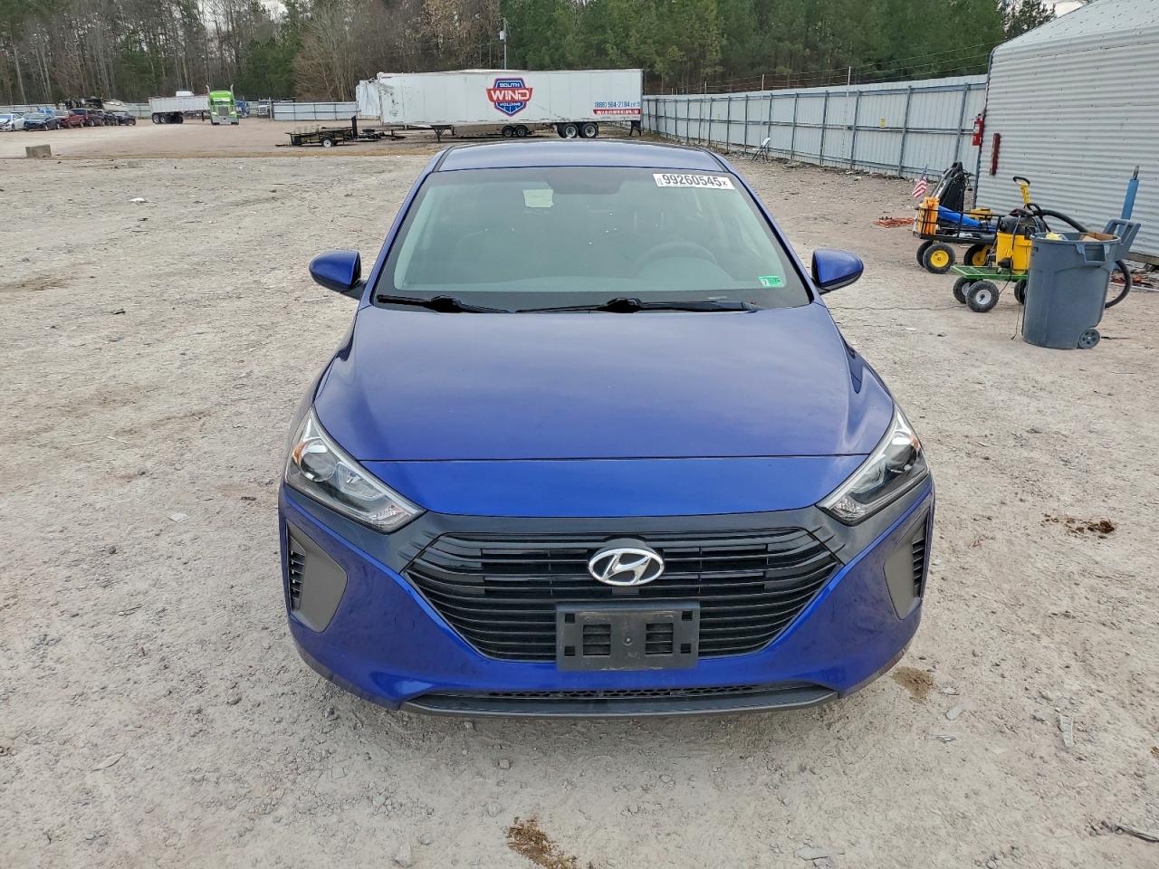 Hyundai Ioniq Blue Image 3