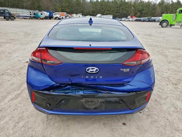 Hyundai Ioniq Blue Image 6