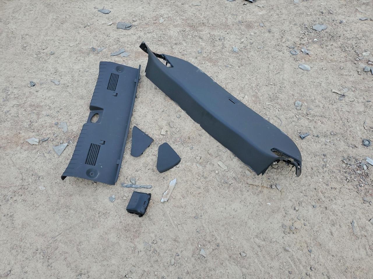 Hyundai Ioniq Blue Image 9