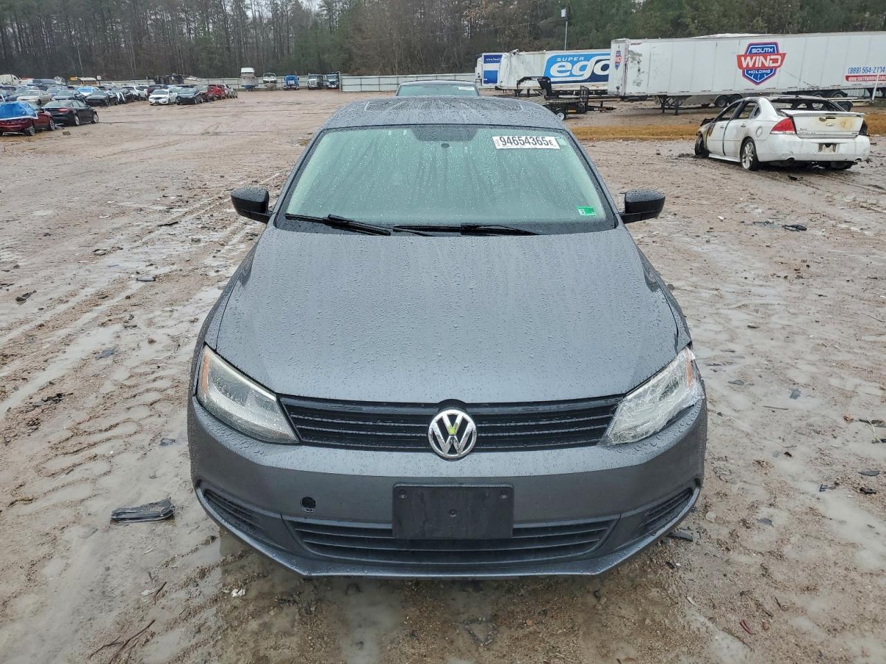 Volkswagen Jetta Base Image 2