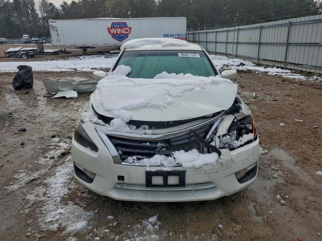 Nissan Altima 2.5 Image 2