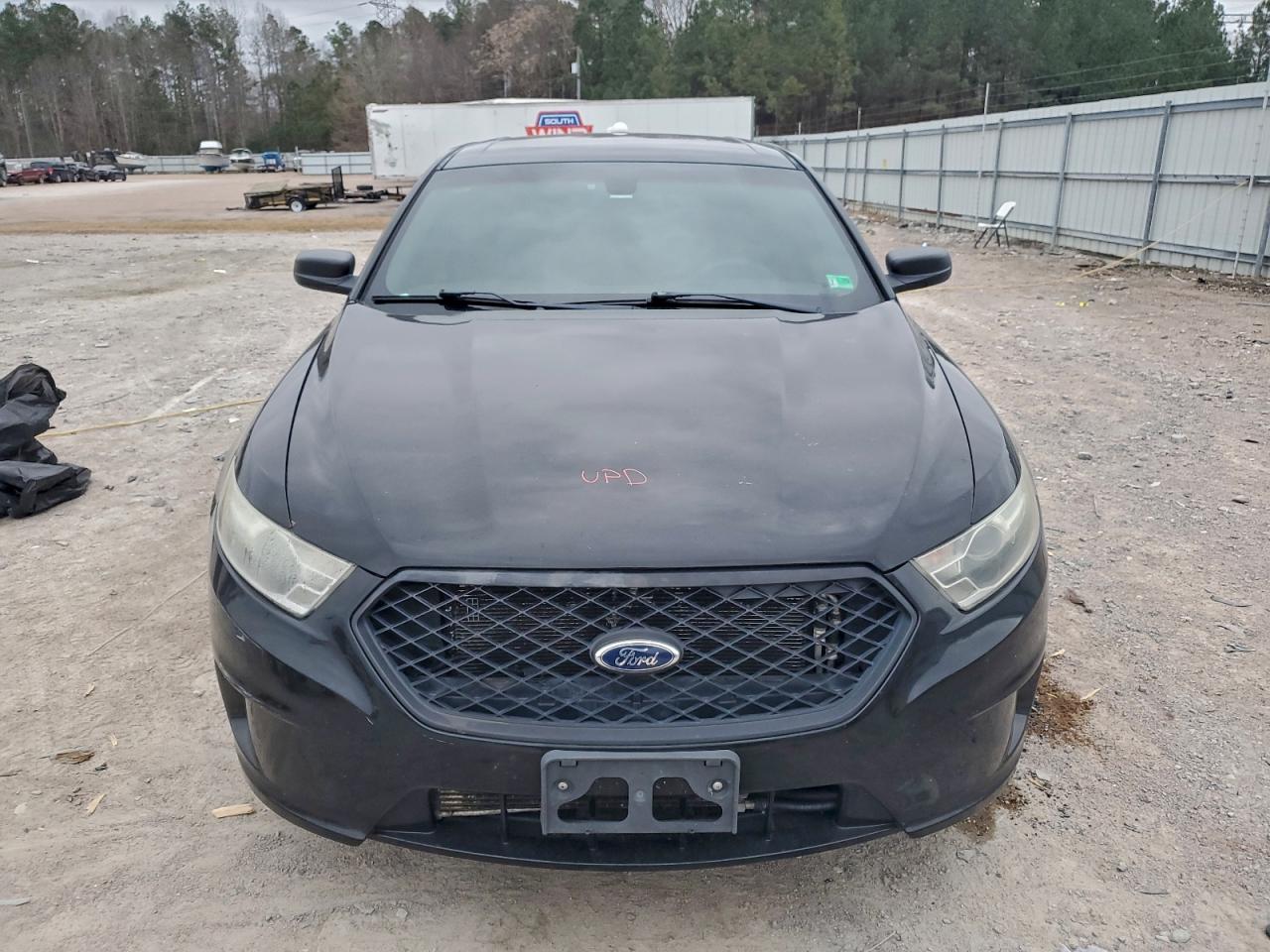Ford Taurus Police Interceptor Image 4