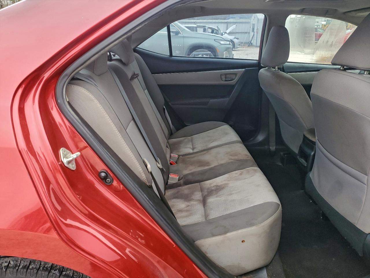 Toyota Corolla L Image 9