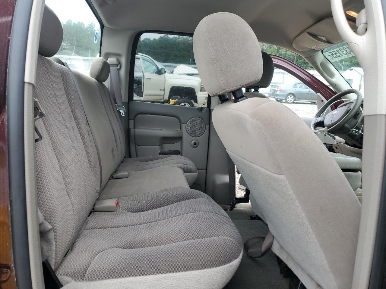 Dodge Ram 1500 St Image 4