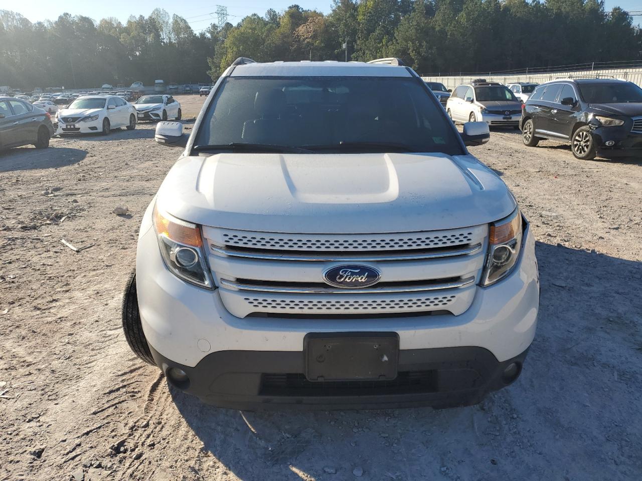 Ford Explorer Limited Image 9