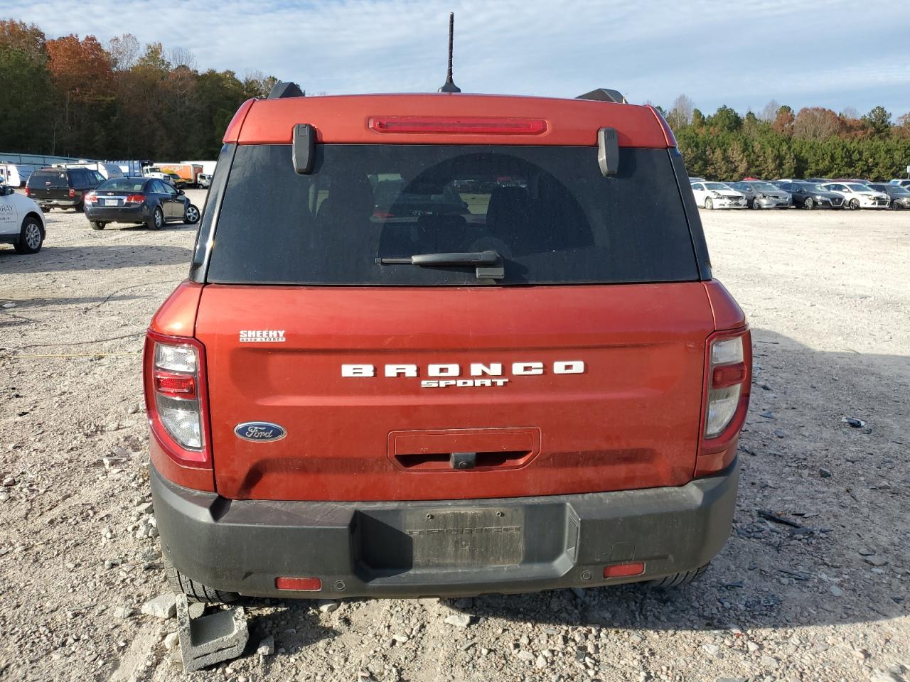 Ford Bronco Outer Banks Image 7