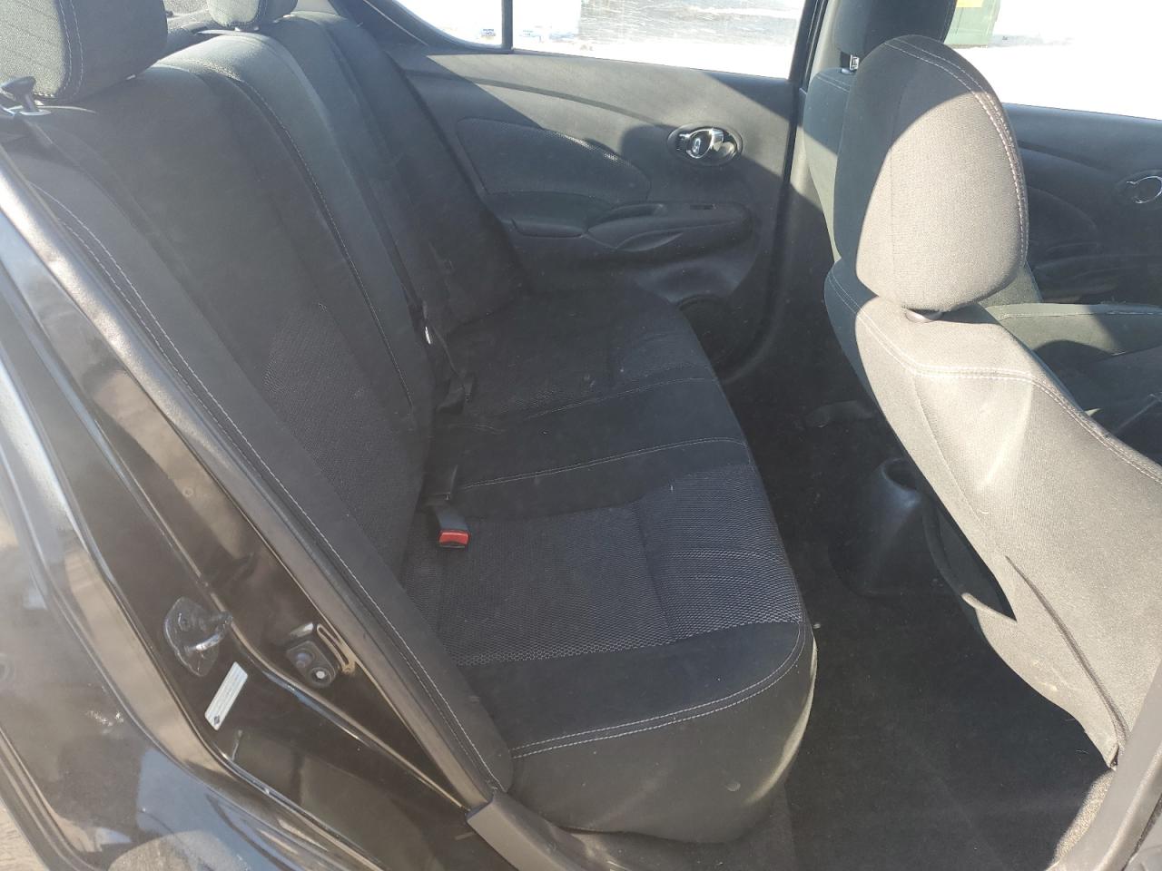 Nissan Versa S Image 12