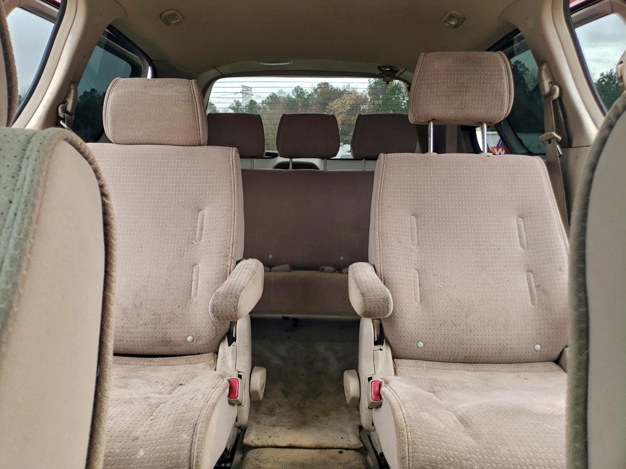 Nissan Quest S Image 8