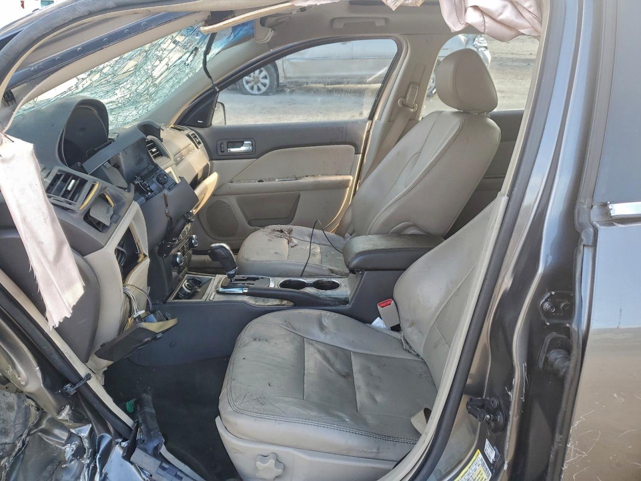 Ford Fusion Sel Image 10