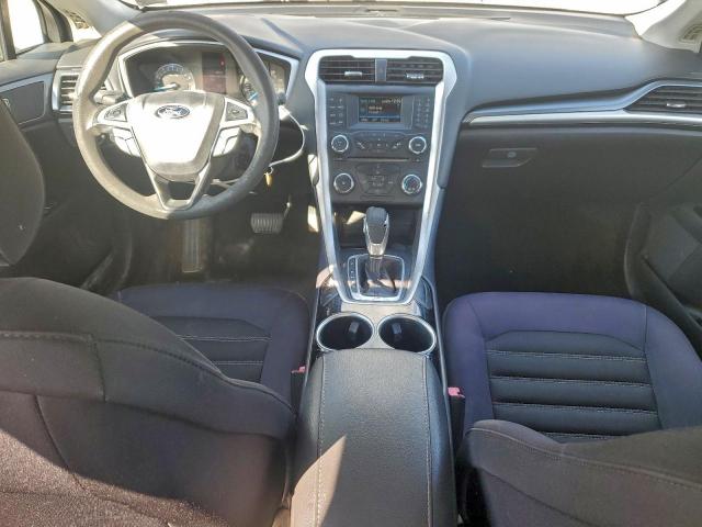 Ford Fusion Se Image 4