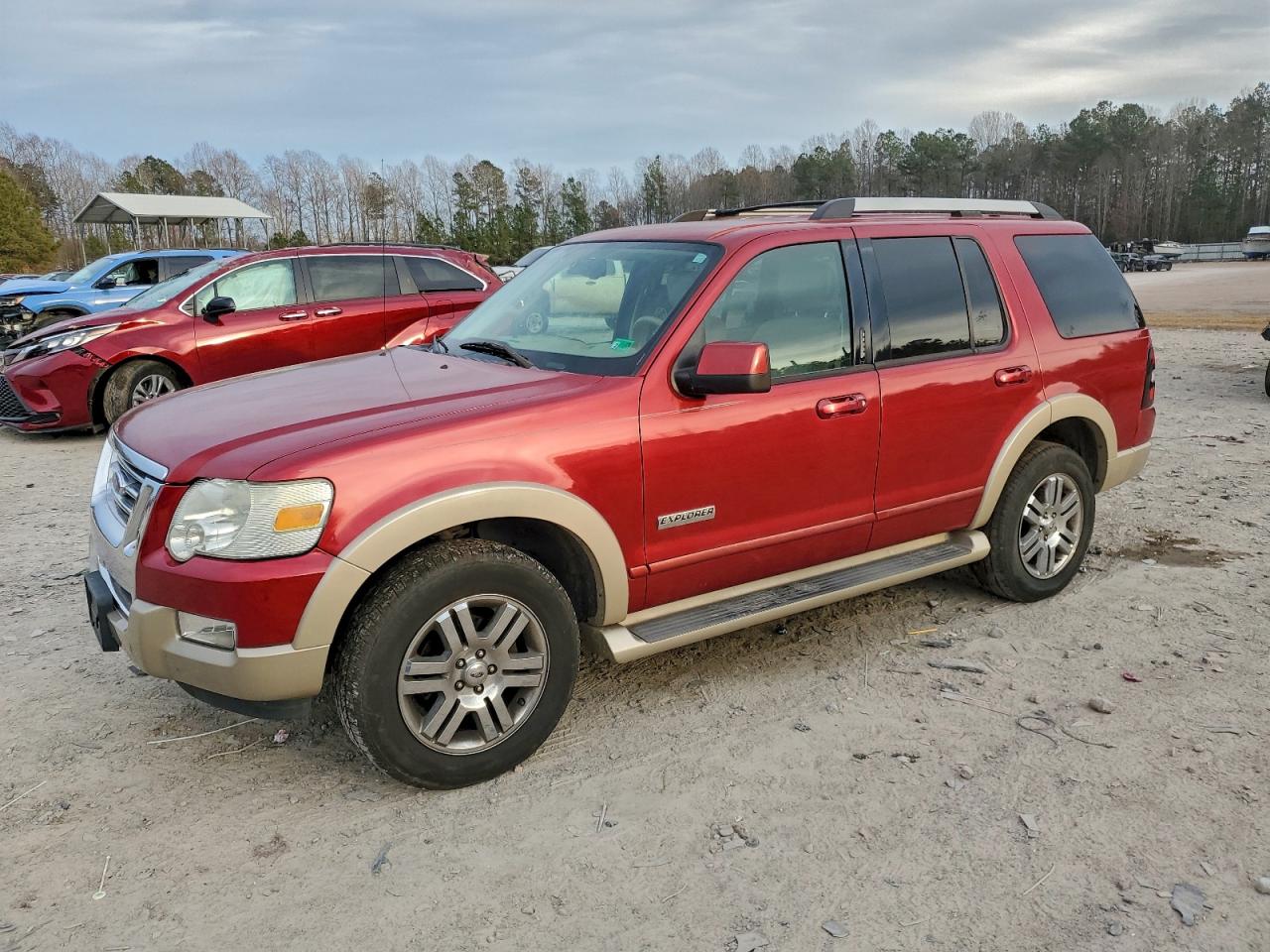 Ford Explorer Eddie Bauer Image 1