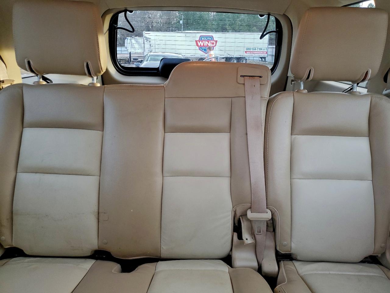 Ford Explorer Eddie Bauer Image 8