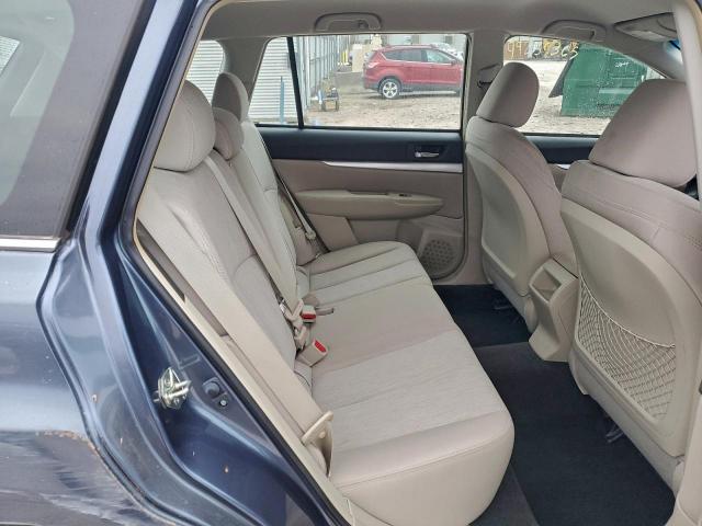 Subaru Outback 2.5i Image 10